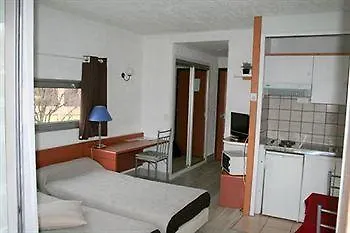 La Renovation 2*