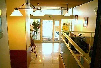 La Renovation 2*